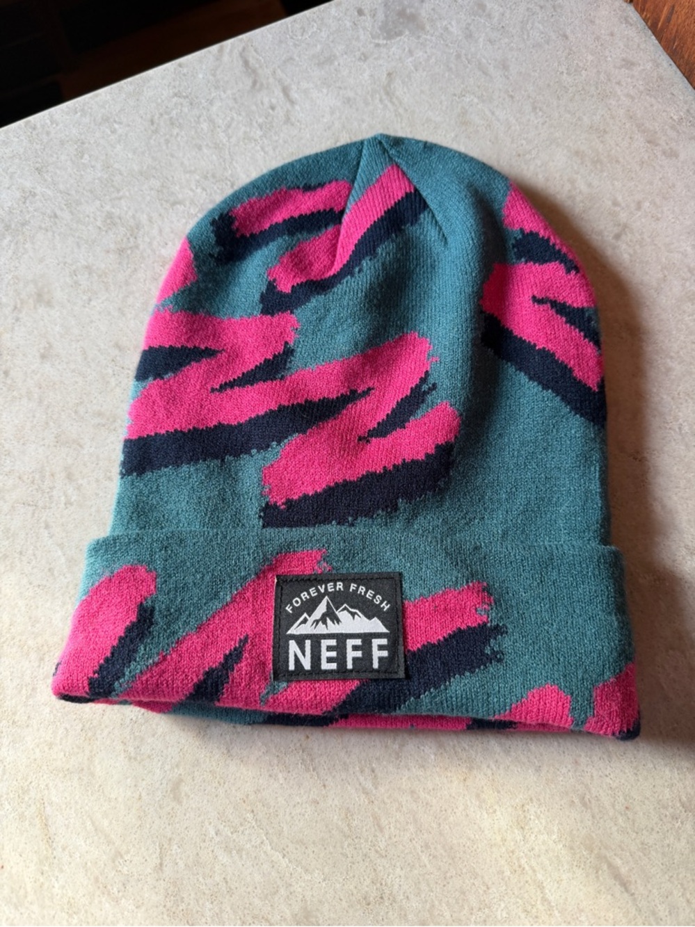 neff hat.  cap.  knit.  like new.  blue. pink.